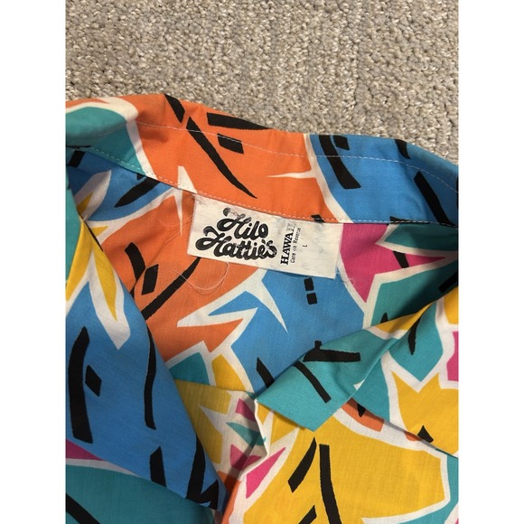 Hilo Hattie Shirt Large Hawaiian Vintage Multicolor Floral Vibrant Loud Leaves L - Picture 7 of 10